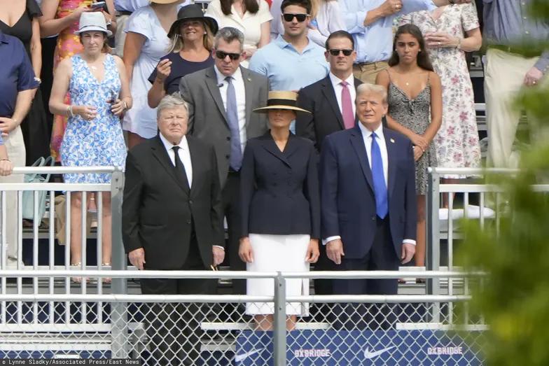 Сын Дональда и Мелании Трамп окончил среднюю школу