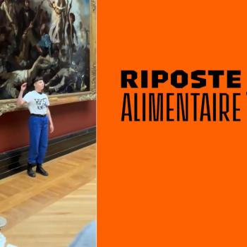 Двое протестующих арестованы за размещение плакатов возле произведения искусства «свобода, ведущая народ» в лувре