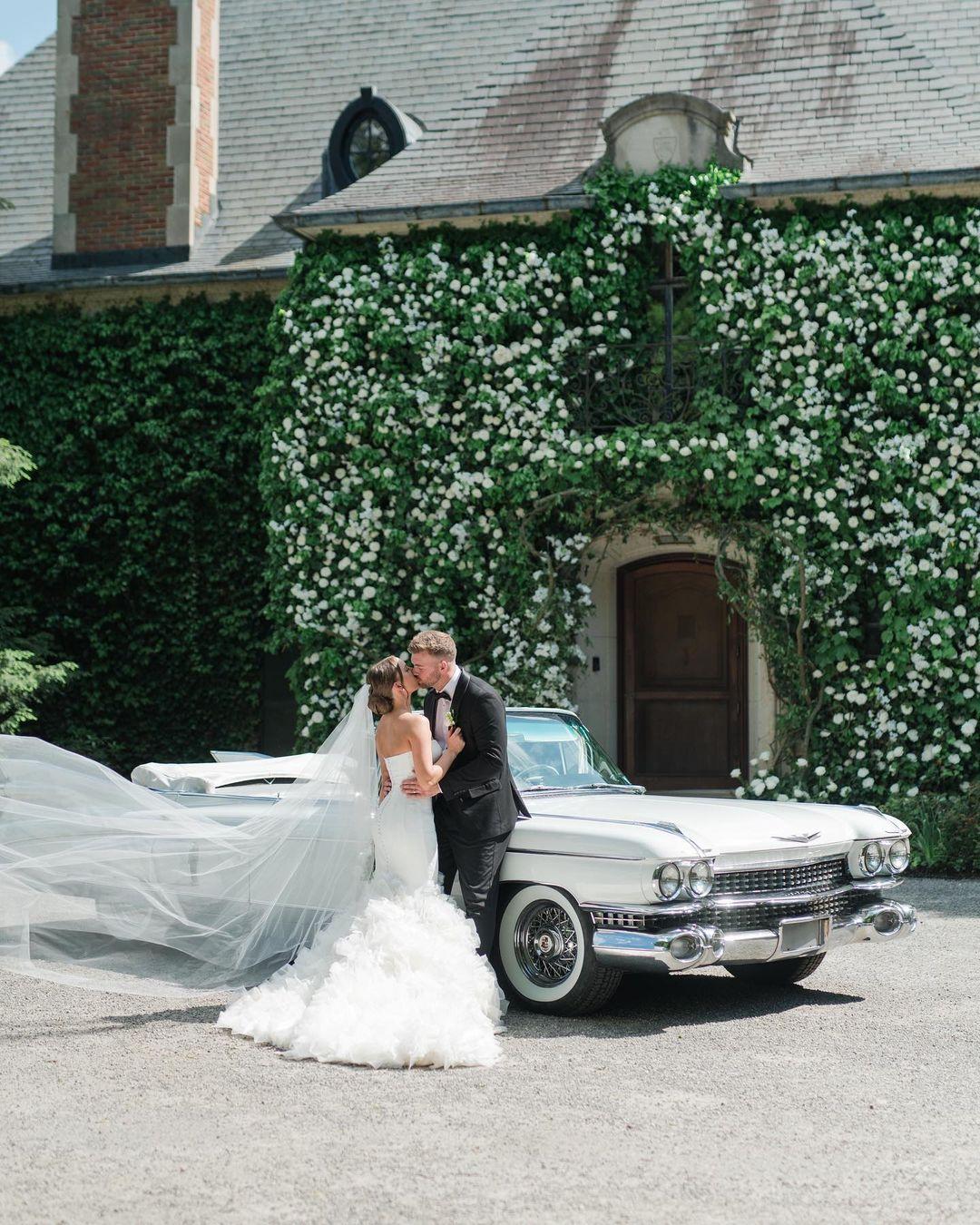 Дочь Эминема вышла замуж! Появились первые фотографии с церемонии Дочь Эминема вышла замуж! Появились первые фотографии с церемонии