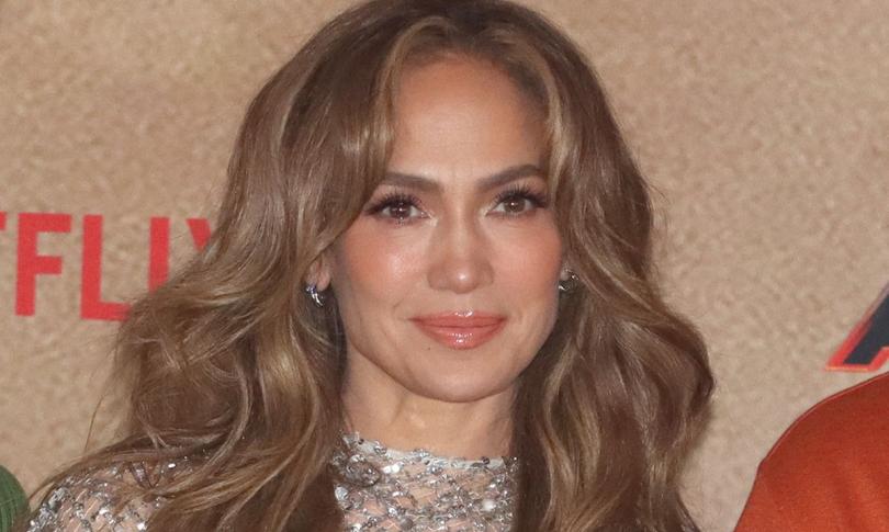 Дженнифер Лопес на премьере фильма “Атлас” в Мексике