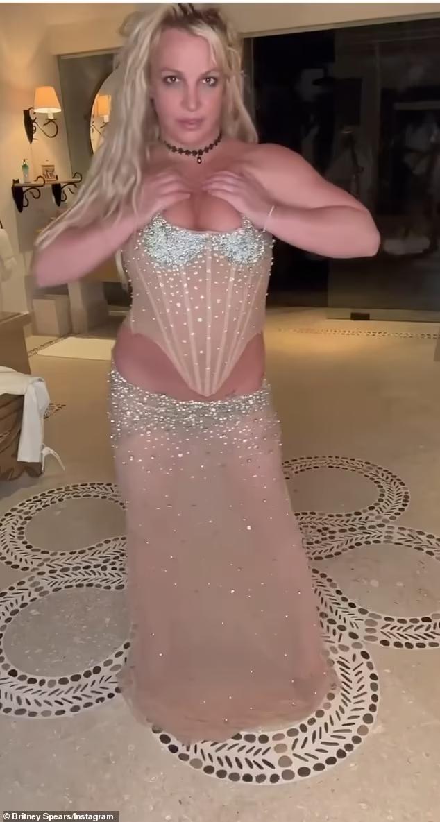 Бритни Спирс