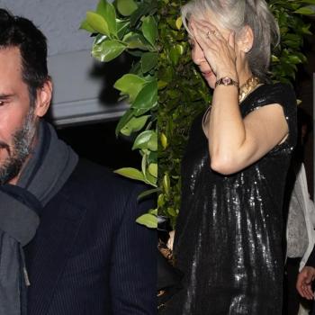 Киану Ривз «застали» на свидании с возлюбленной в итальянском ресторане