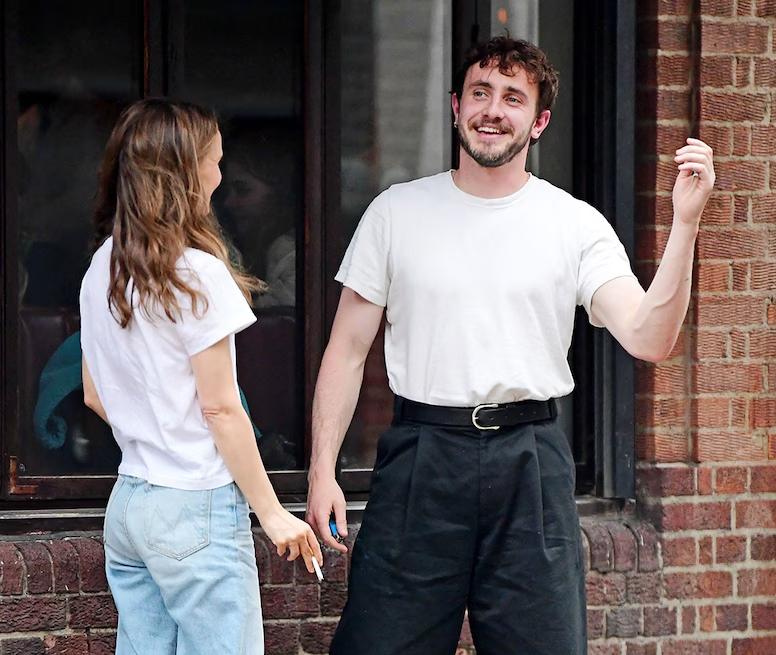 Натали Портман и Пол Мескаль тянутся друг к другу? Натали Портман и Пол Мескаль тянутся друг к другу?