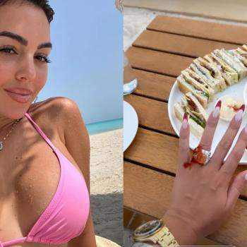 Джорджина Родригес, заботящаяся о своей фигуре, побаловала себя в отпуске. Она съела картошку фри и испачкала бриллианты кетчупом