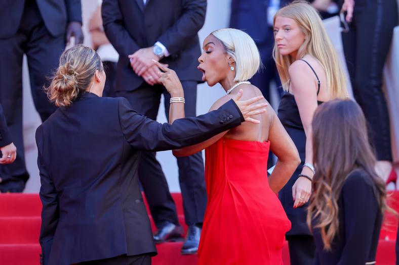 Актриса в ярости после скандала в Каннах Актриса в ярости после скандала в Каннах