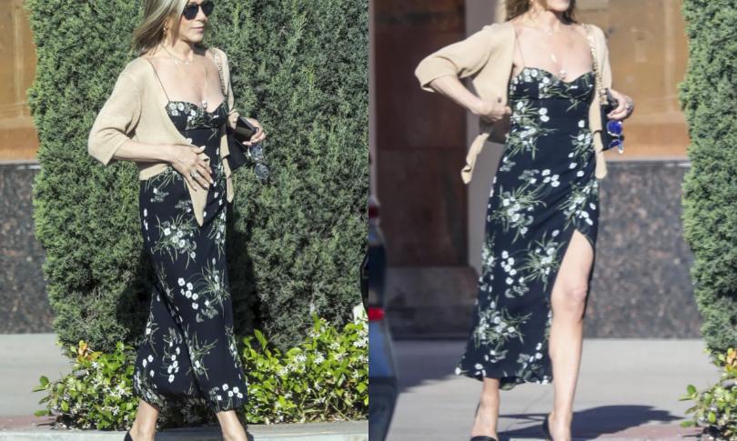 Дженнифер Энистон с низкой стрижкой мчится на похороны Дженнифер Энистон с низкой стрижкой мчится на похороны