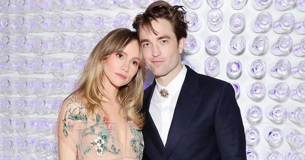 Роберт Паттинсон и Сьюки Уотерхаус поженились Роберт Паттинсон и Сьюки Уотерхаус поженились