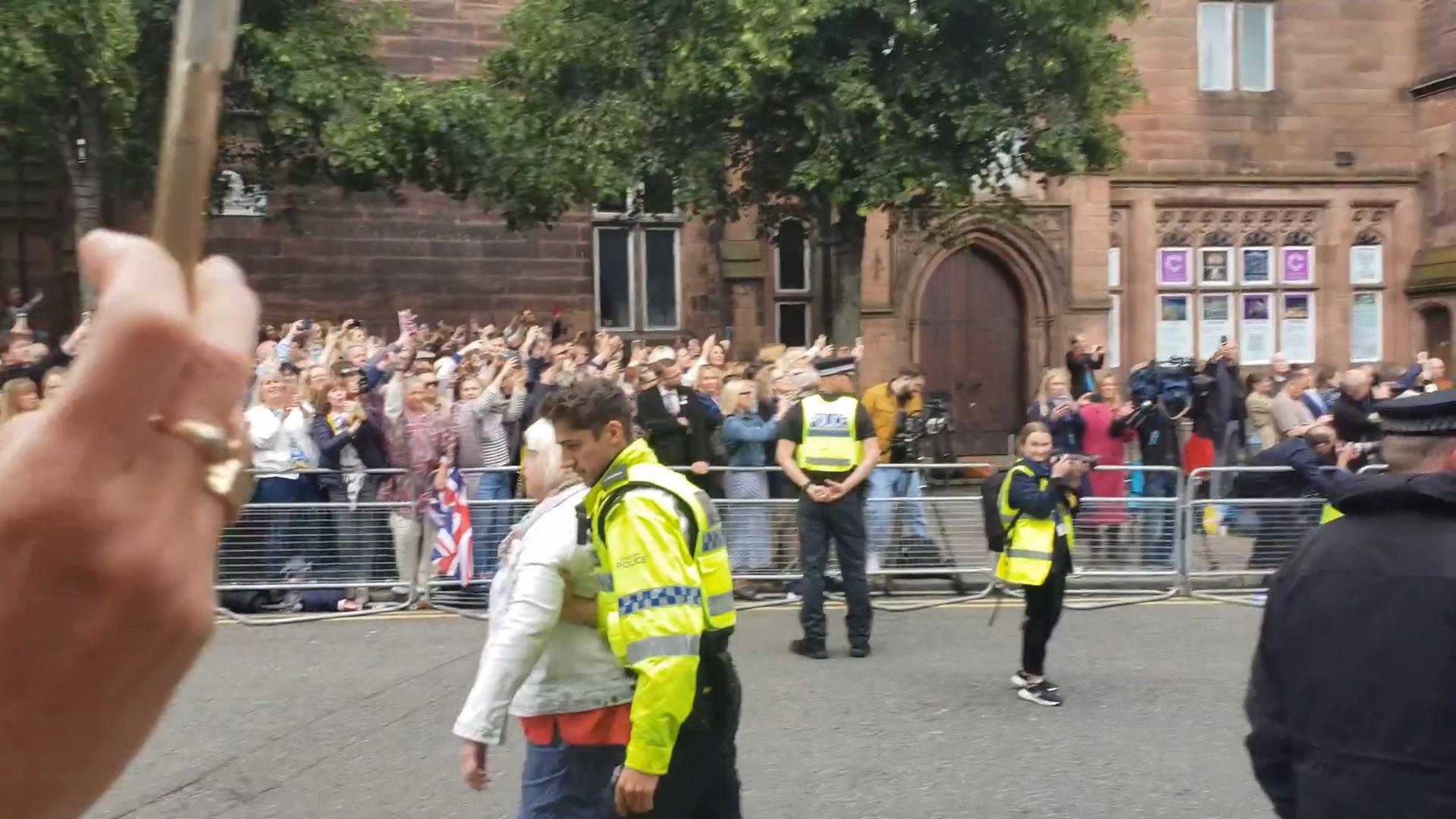 Попытки сорвать свадьбу герцога Вестминстерского.