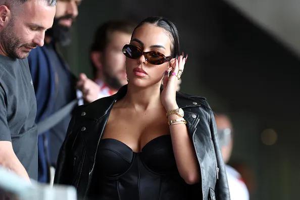 Джорджина Родригес поддержала любимого во время матча против Турции.