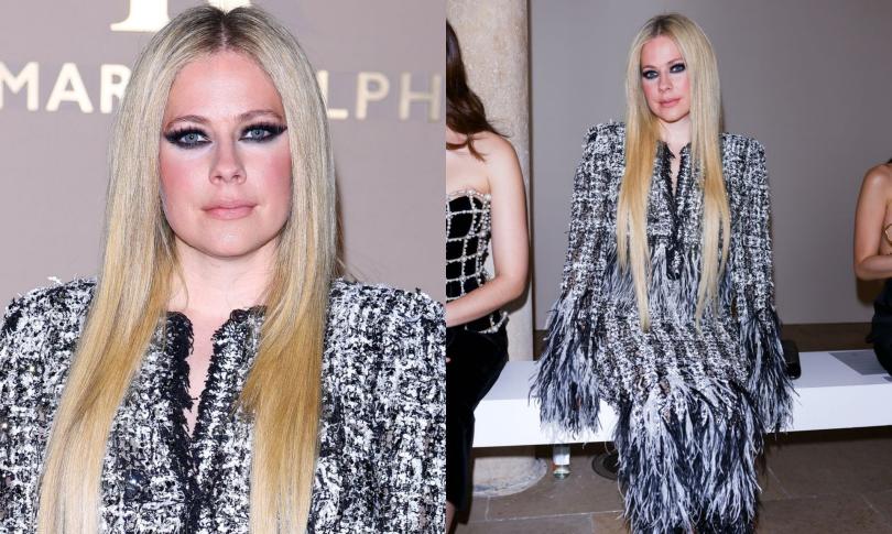 Давно потерянная Аврил Лавин в перьях выглядит шикарно в Париже