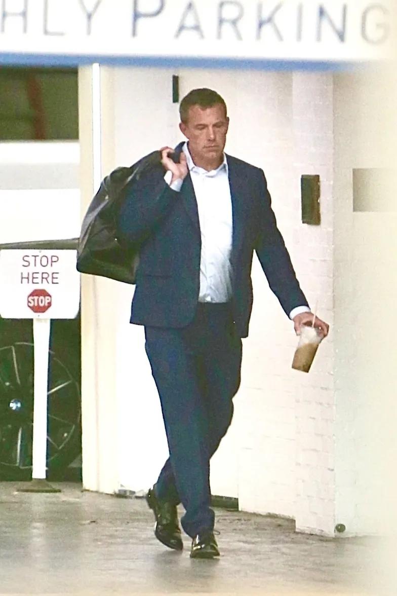 Дженнифер Лопес и Бена Аффлека наконец-то встретились Дженнифер Лопес и Бена Аффлека наконец-то встретились