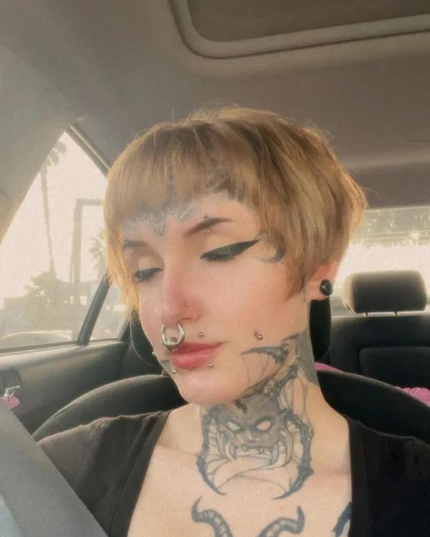 Тиктокер не устроился на работу из-за «демонических» татуировок Тиктокер не устроился на работу из-за «демонических» татуировок