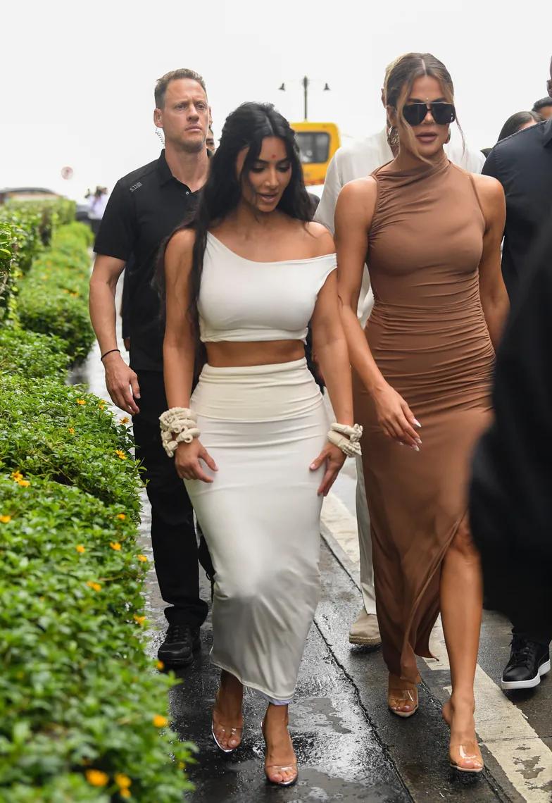 Ким и Хлоя Кардашьян нарядились для рынка