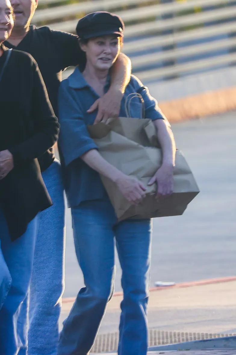 Последние фото Шеннен Доэрти