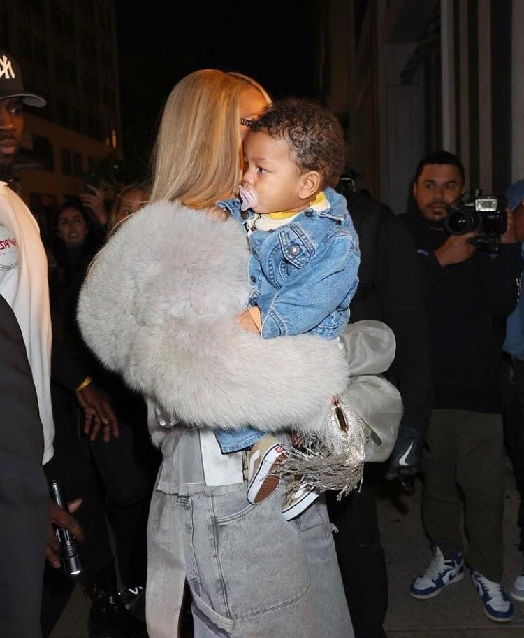 Рианна и ASAP Rocky отмечают второй день рождения сына Рианна и ASAP Rocky отмечают второй день рождения сына