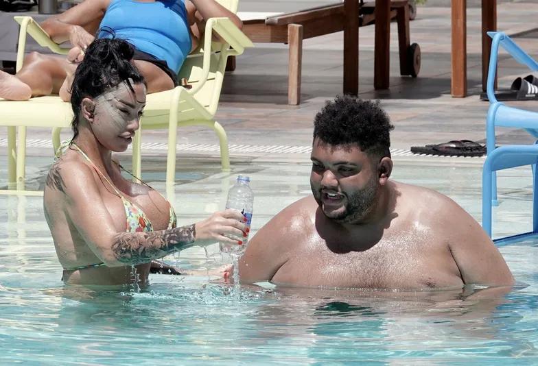 Кэти Прайс после операции