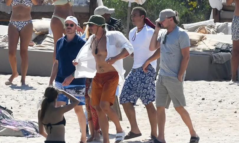 Джефф Безос,Кэти Перри, Орландо Блум, Леонардо Ди Каприо,Виттория Черетти