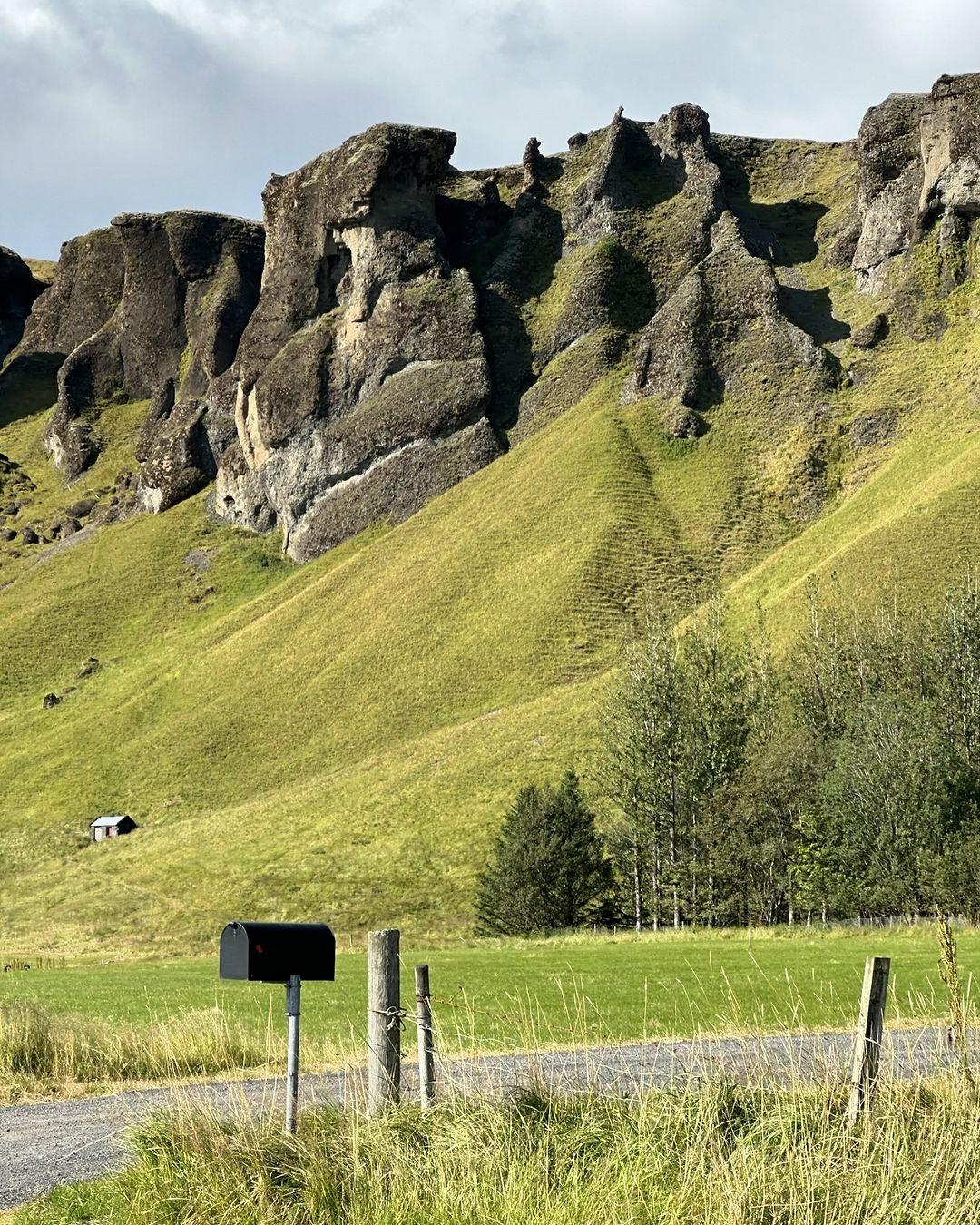 Брэд Питт в Исландии