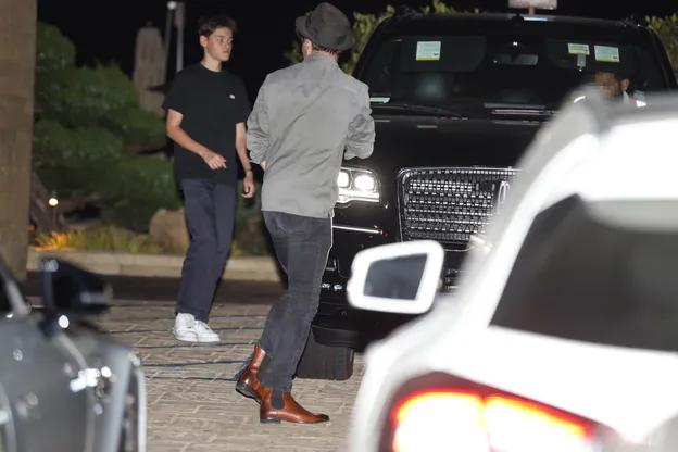 Колин Фаррелл повел сына на обед в любимый ресторан звезд