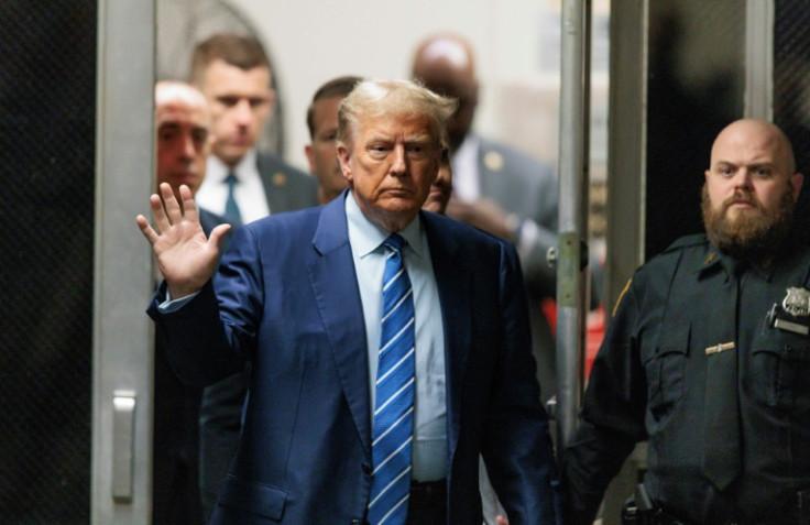 Процесс над Дональдом Трампом Процесс над Дональдом Трампом