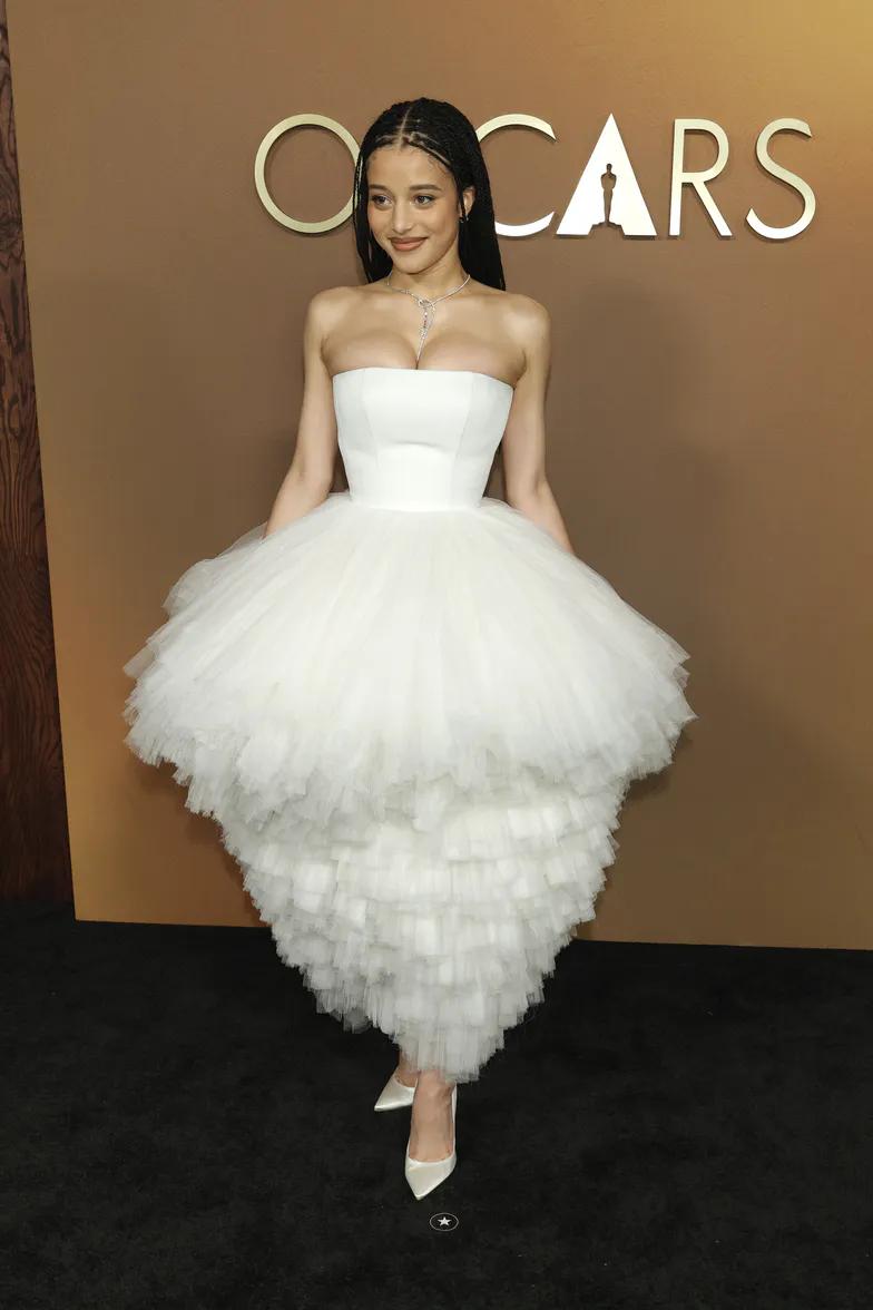 Сидни Суини, Дженнифер Лопес