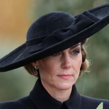 BBC принесла официальные извинения герцогине Кейт. «За ошибки, допущенные во время прямой трансляции»