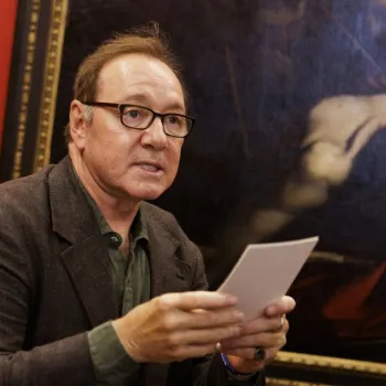Кевин Спейси заявляет: «У МЕНЯ НЕТ ДОМА». Звезда хочет вернуться в Голливуд и надеется на чудо Кевин Спейси заявляет: «У МЕНЯ НЕТ ДОМА». Звезда хочет вернуться в Голливуд и надеется на чудо