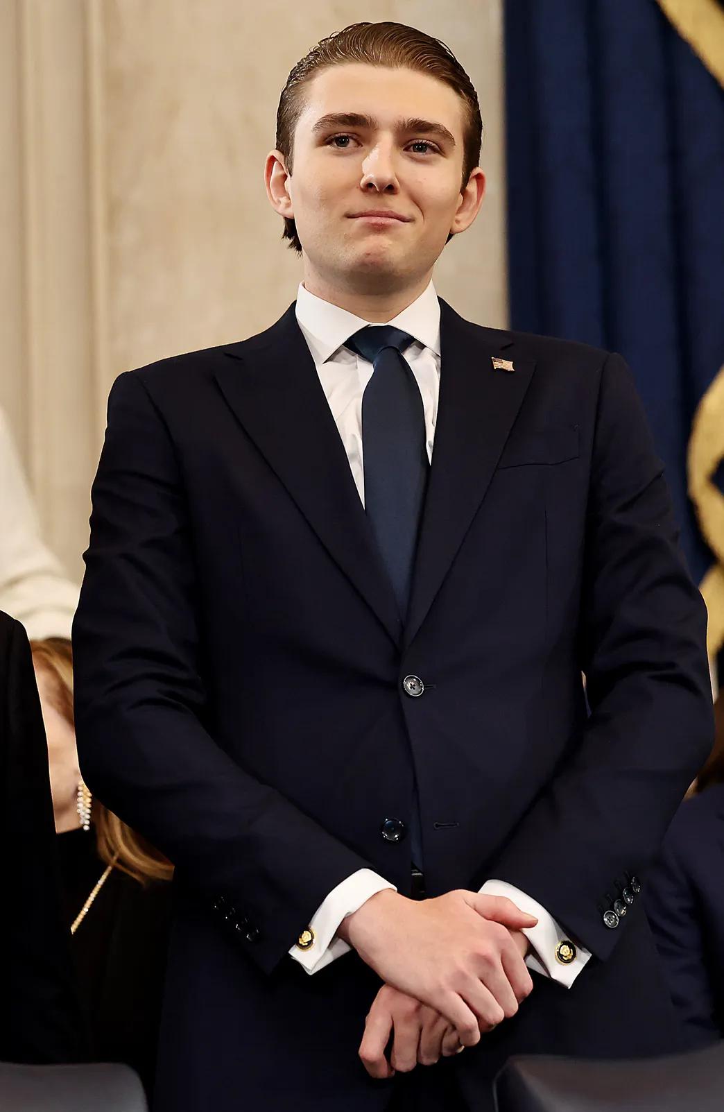 Бэррона Трампа в кампусе считают «СТРАННЫМ»