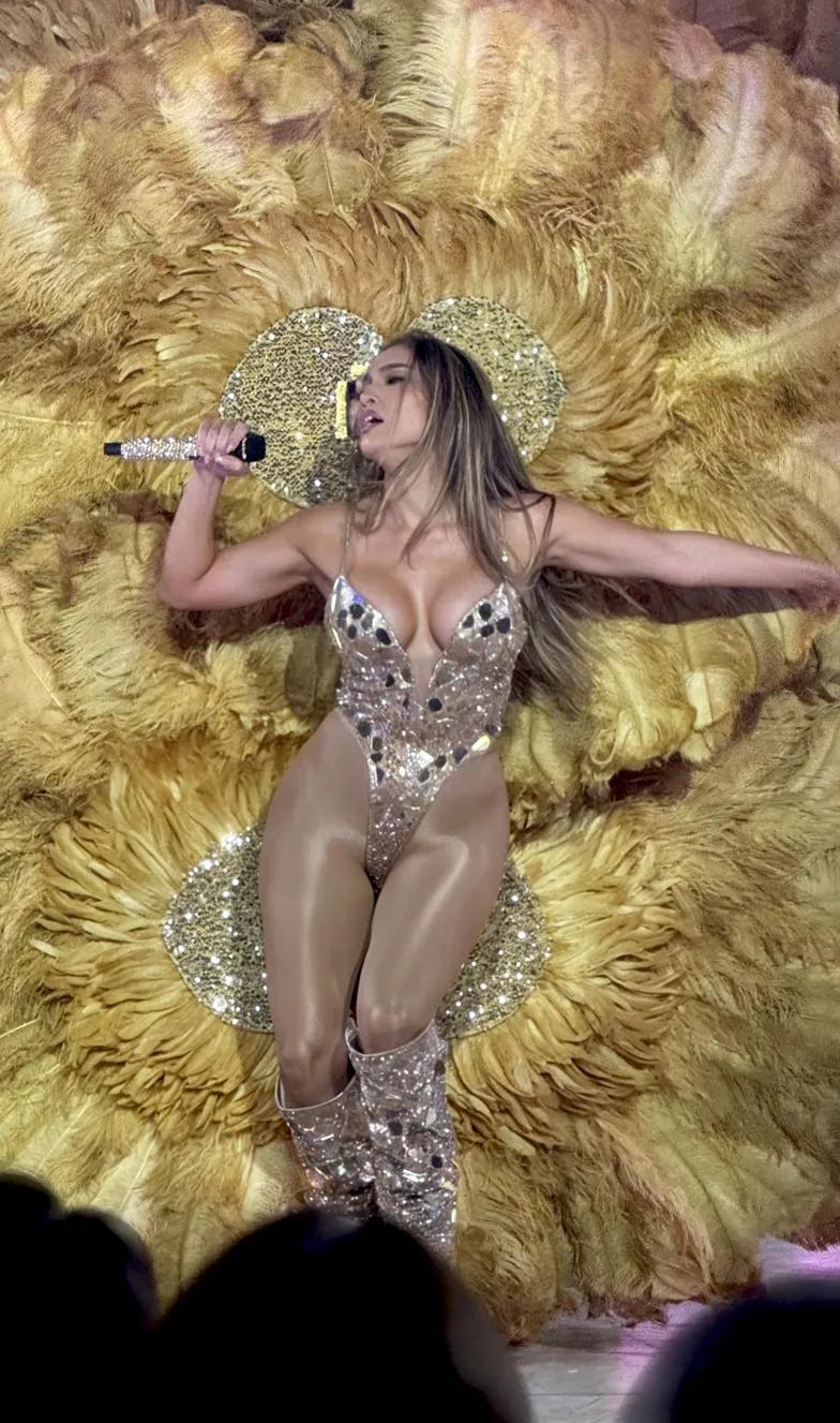 Дженнифер Лопес выступила на свадьбе