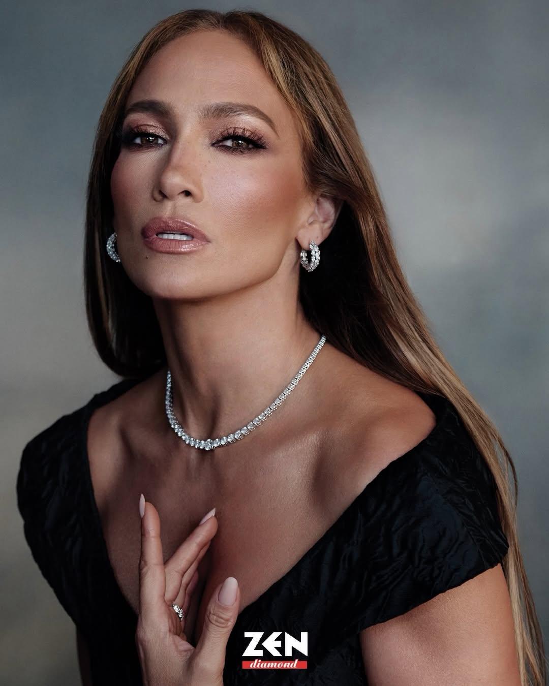 Дженнифер Лопес стала лицом обручальных колец