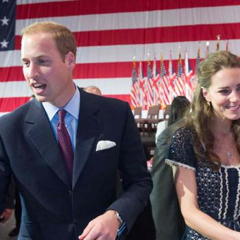 Кейт и Уильям планируют поездку за границу. Гарри и Меган будут отсутствовать