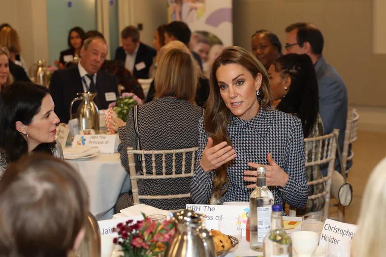 Герцогиня Кейт посетила благотворительную организацию