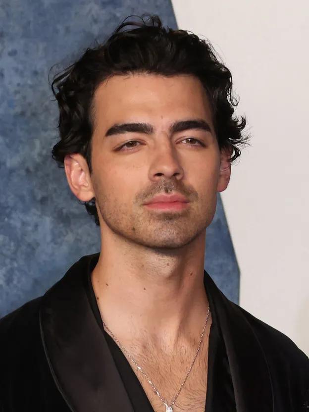 Софи Тернер о распаде брака Софи Тернер о распаде брака