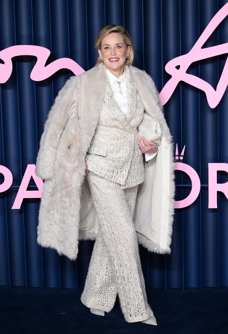 Элли Голдинг и Сиенна Миллер Элли Голдинг и Сиенна Миллер