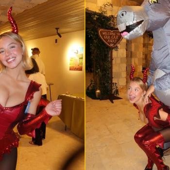 Сидни Суини отметила День благодарения вечеринкой в ​​стиле «Шрека»