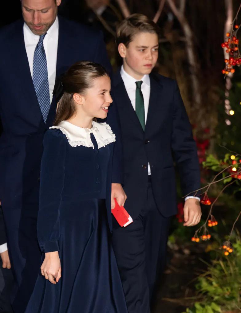 Служба рождественского гимна в Вестминстерском аббатстве