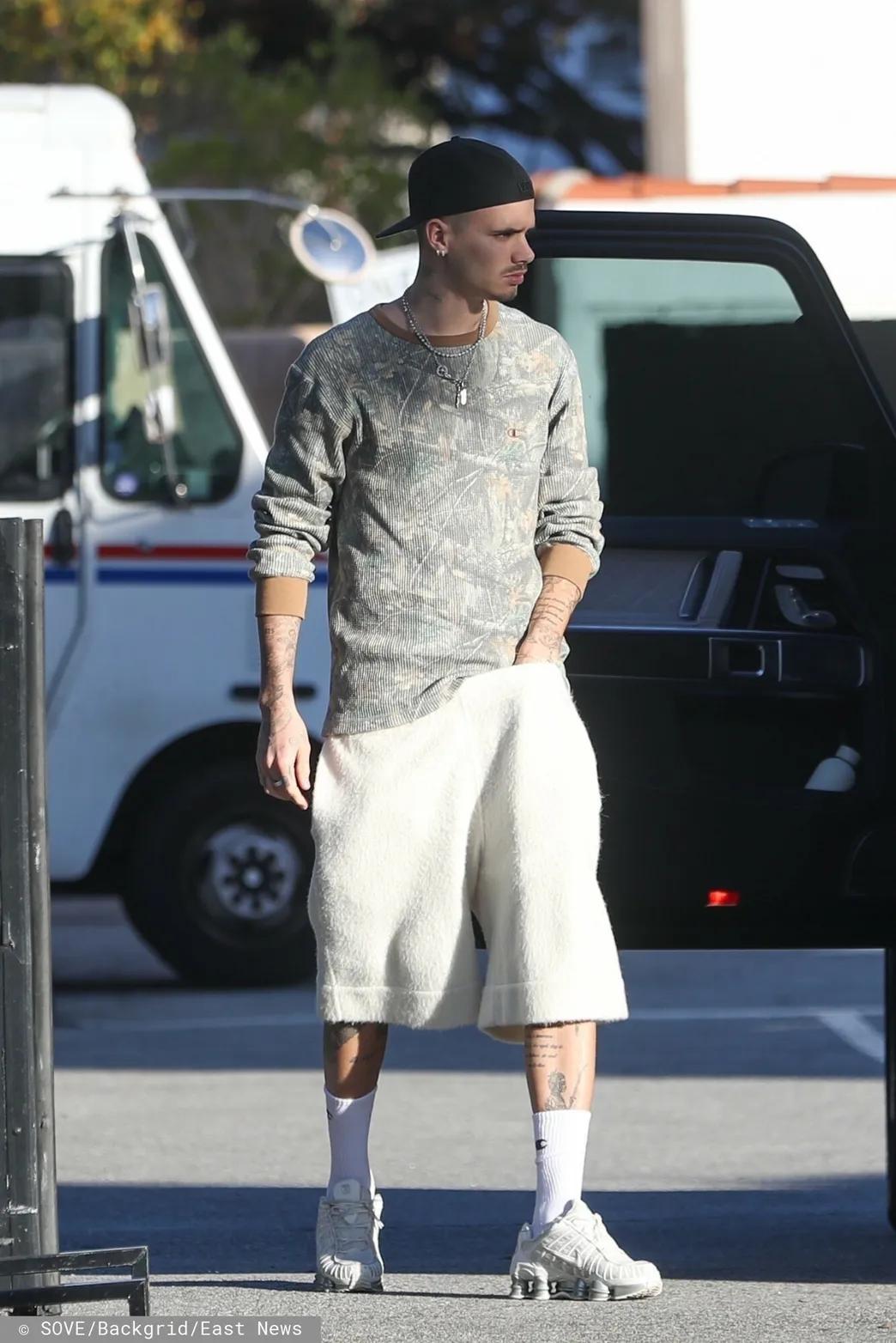 Ромео Бекхэм в городе