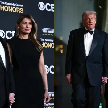 Дональд Трамп под руку с женой. На этот раз Мелания Трамп приняла его ухаживания Дональд Трамп под руку с женой. На этот раз Мелания Трамп приняла его ухаживания
