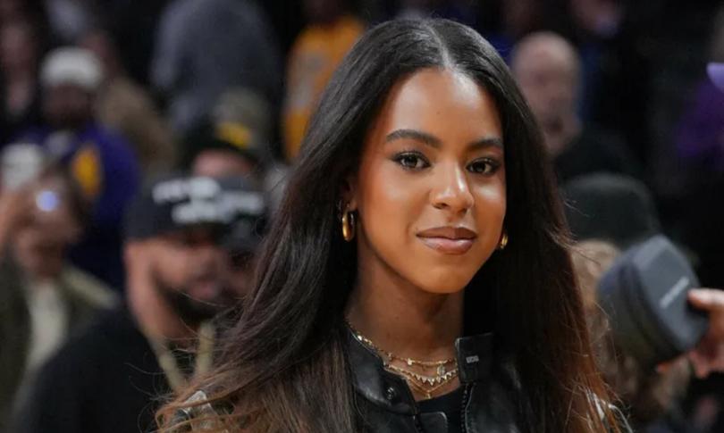 Джей Зи и Блю Айви Картер на матче НБА Джей Зи и Блю Айви Картер на матче НБА