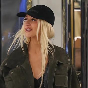 45-летняя Кристина Агилера в ультракоротких шортах и ​​ботфортах осматривает эксклюзивные бутики (ФОТО)