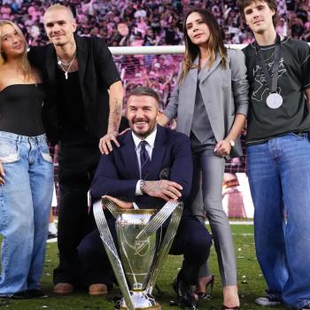 Дэвид и Виктория Бекхэм отписались от Бруклина в социальных сетях! Он сделал то же самое