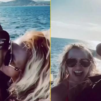 Бритни Спирс целует загадочного красавца на яхте. Ранее она утверждала, что он ее... кузен