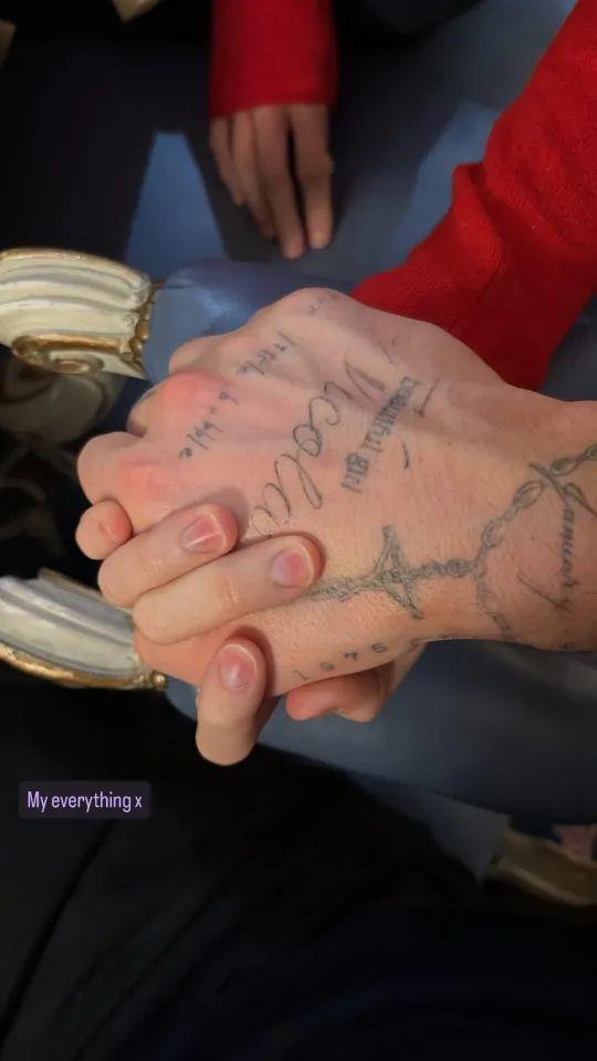 Инстастори Бруклина Бекхэма