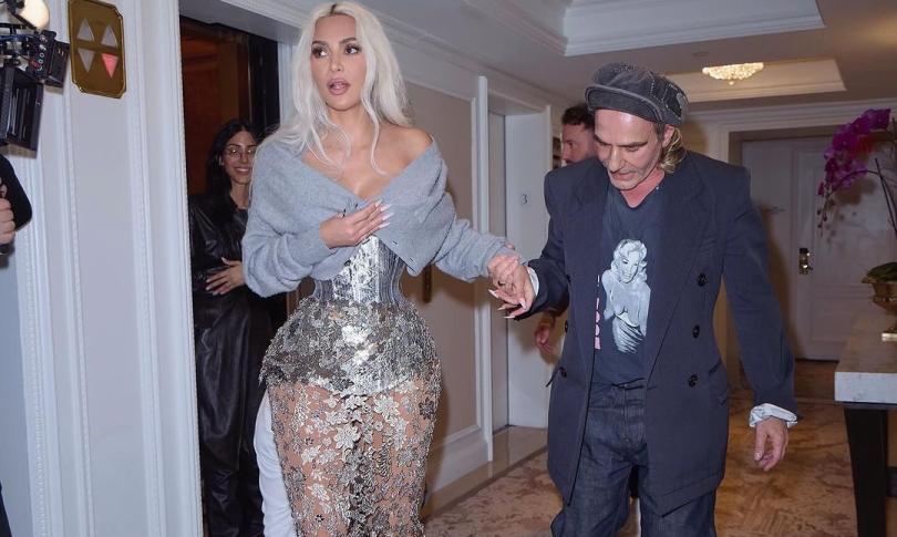 Ким Кардашьян страдает от моды. Интернет-пользователи в шоке