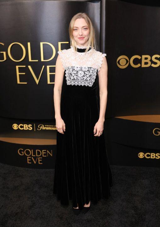 Аманда Сейфрид Аманда Сейфрид