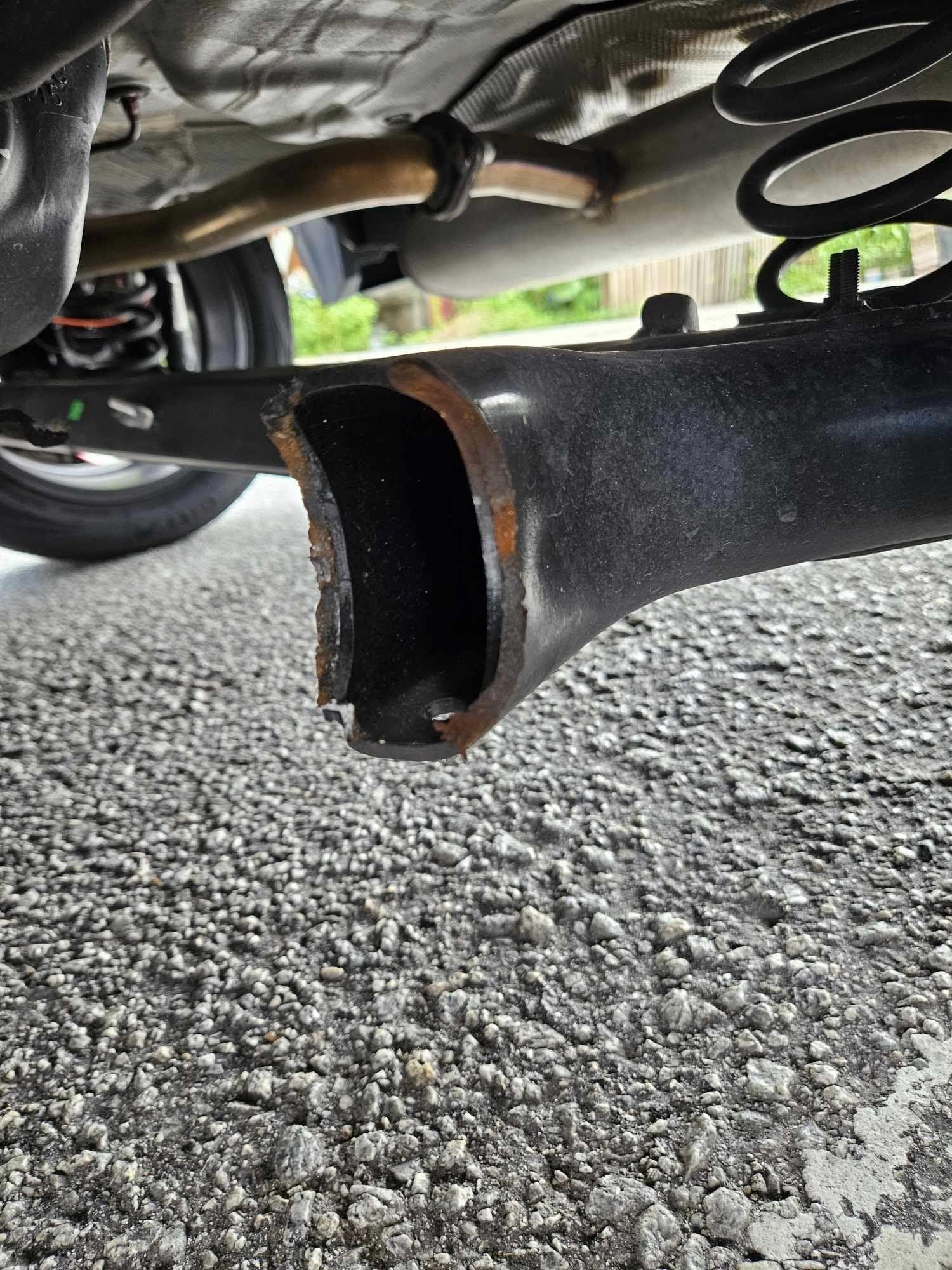 Omoda 5 во время движения потеряла задний мост