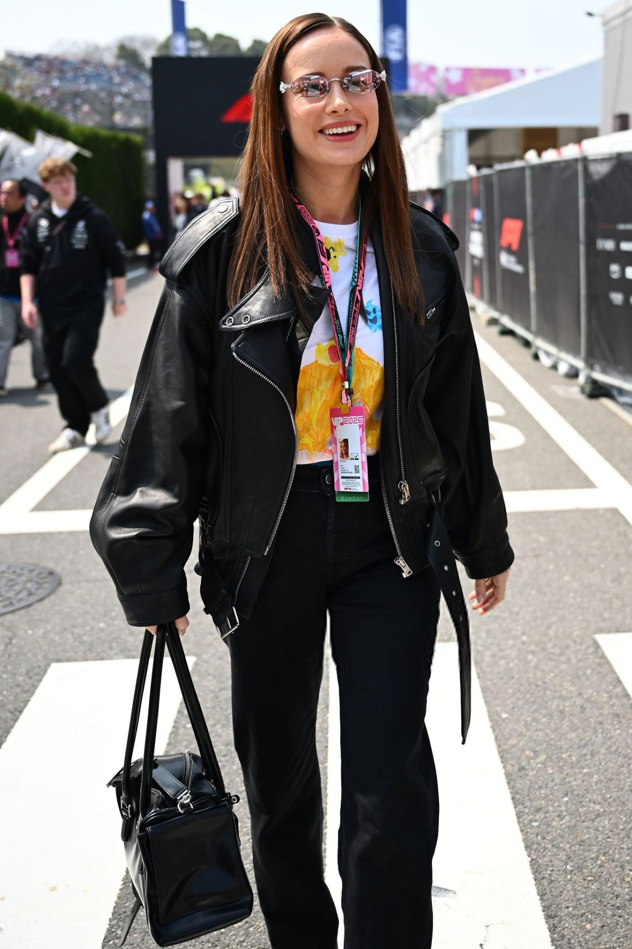 Бри Ларсон на Гран-при Японии Формулы-1 в Сузуке, март 2026 года