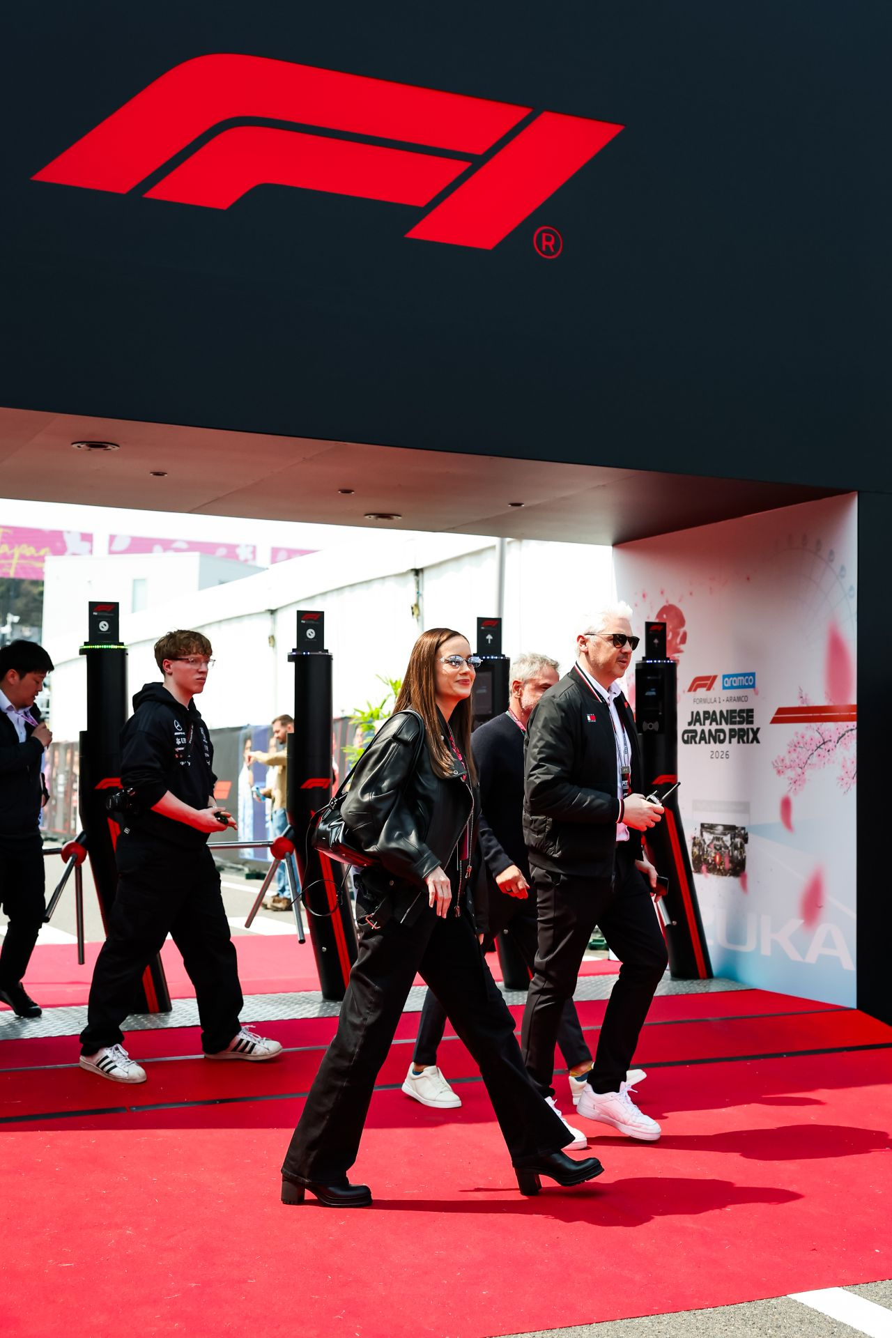 Бри Ларсон на Гран-при Японии Формулы-1 в Сузуке, март 2026 года