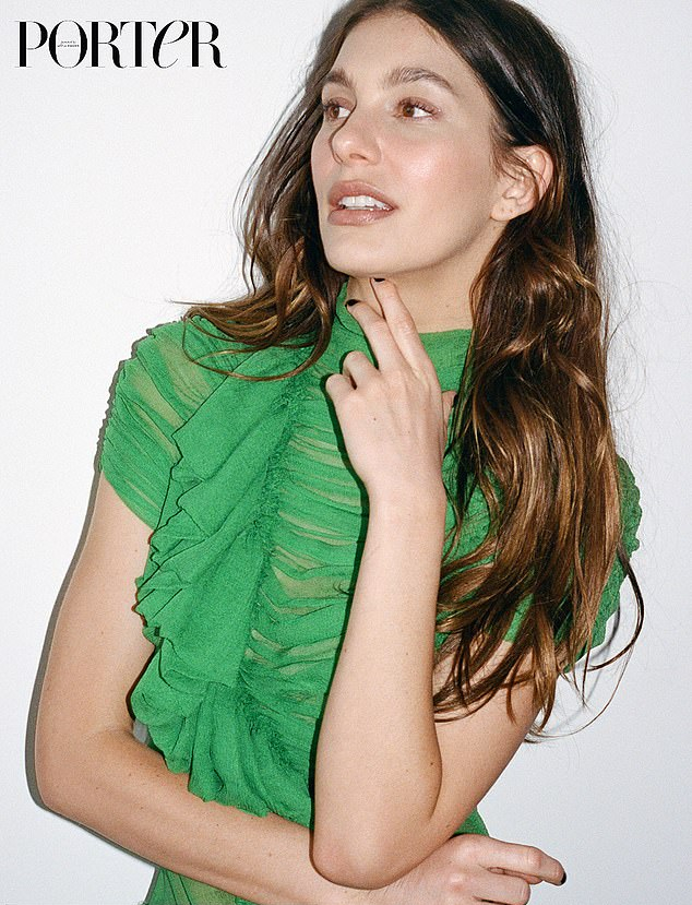 Камила Морроне