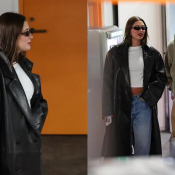 Счастливый Джастин Бибер и беременная Хейли в стильных «образах» выходят из офисного здания в Лос-Анджелесе